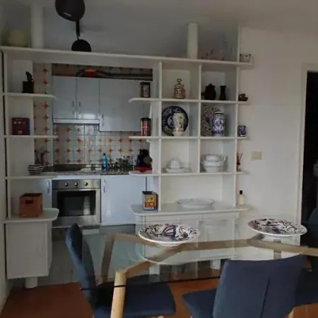 Apartment Charming In 45 M² Garden View