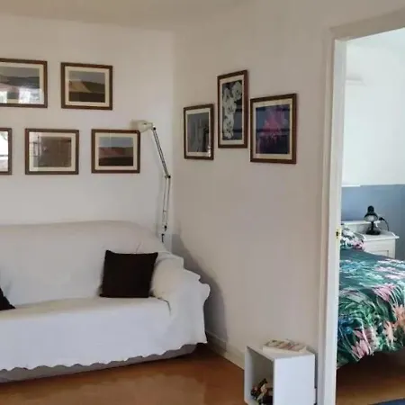 Charming In 45 M² Garden View Apartment Vigo